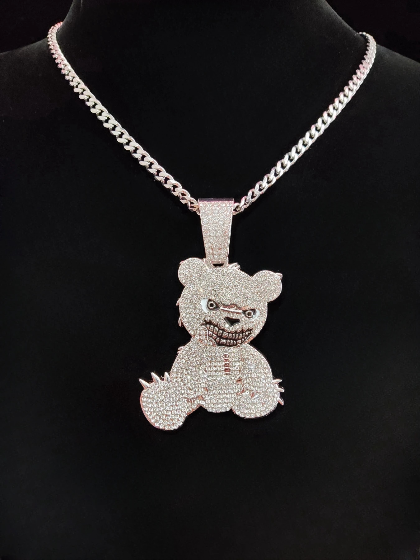 2024 Hip Hop Bear Pendant Necklace for Men and Women Ice Sparkling Jewelry Fashion Gift 250313