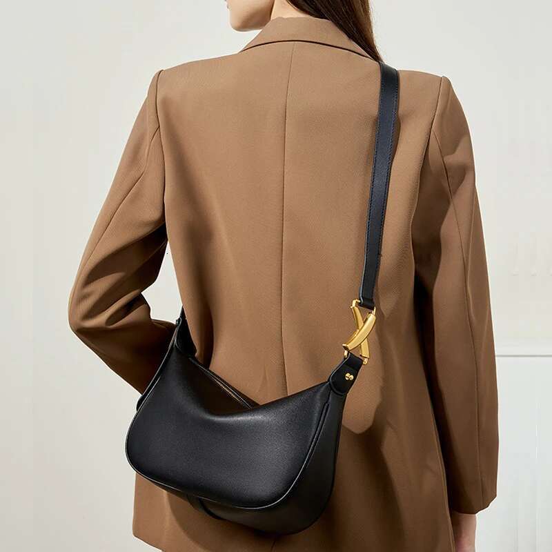 Women's 2025 New Genuine Leather Women Shoulder Designer Crossbody Bag Fashion Soft Cowhide Female Handbags 2739