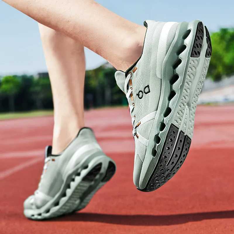 Mens sneakers Luxury Casual sneakers Mesh running shoes Summer lightweight fashion mens basketball shoes Walking shoes Z250411