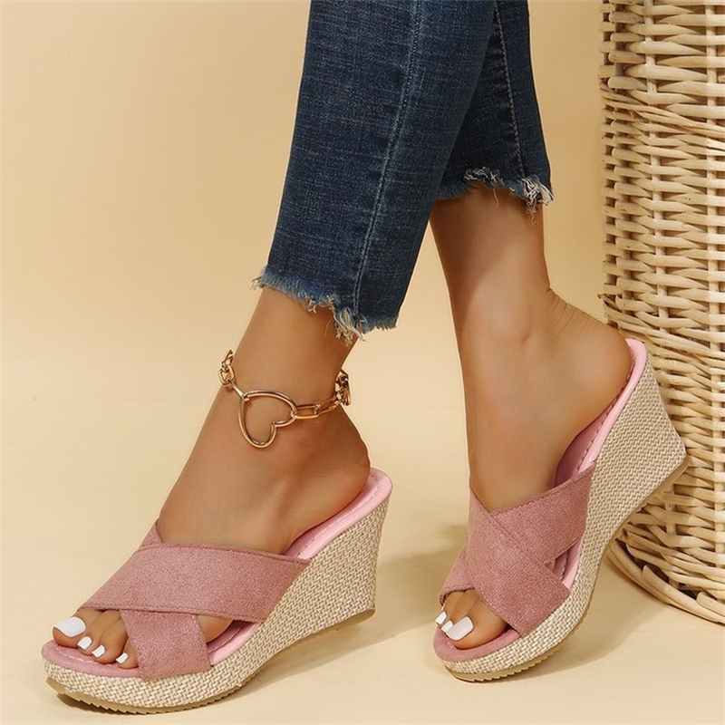free shipping 2025 new Slippers designer Thick base height increase Slope and hemp rope Peep Toe sandals for women black