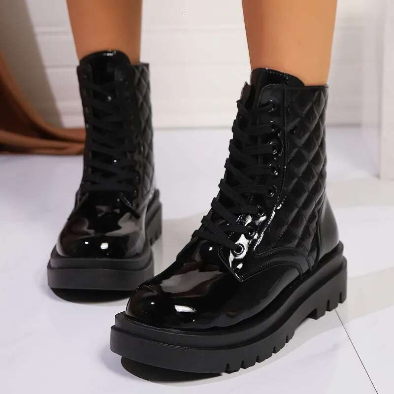 205 New Winter Fashion Casual Shallow Low Heel Short Tube Comfortable Shoes Designer Women's Boots Trendy Casual Shoes1