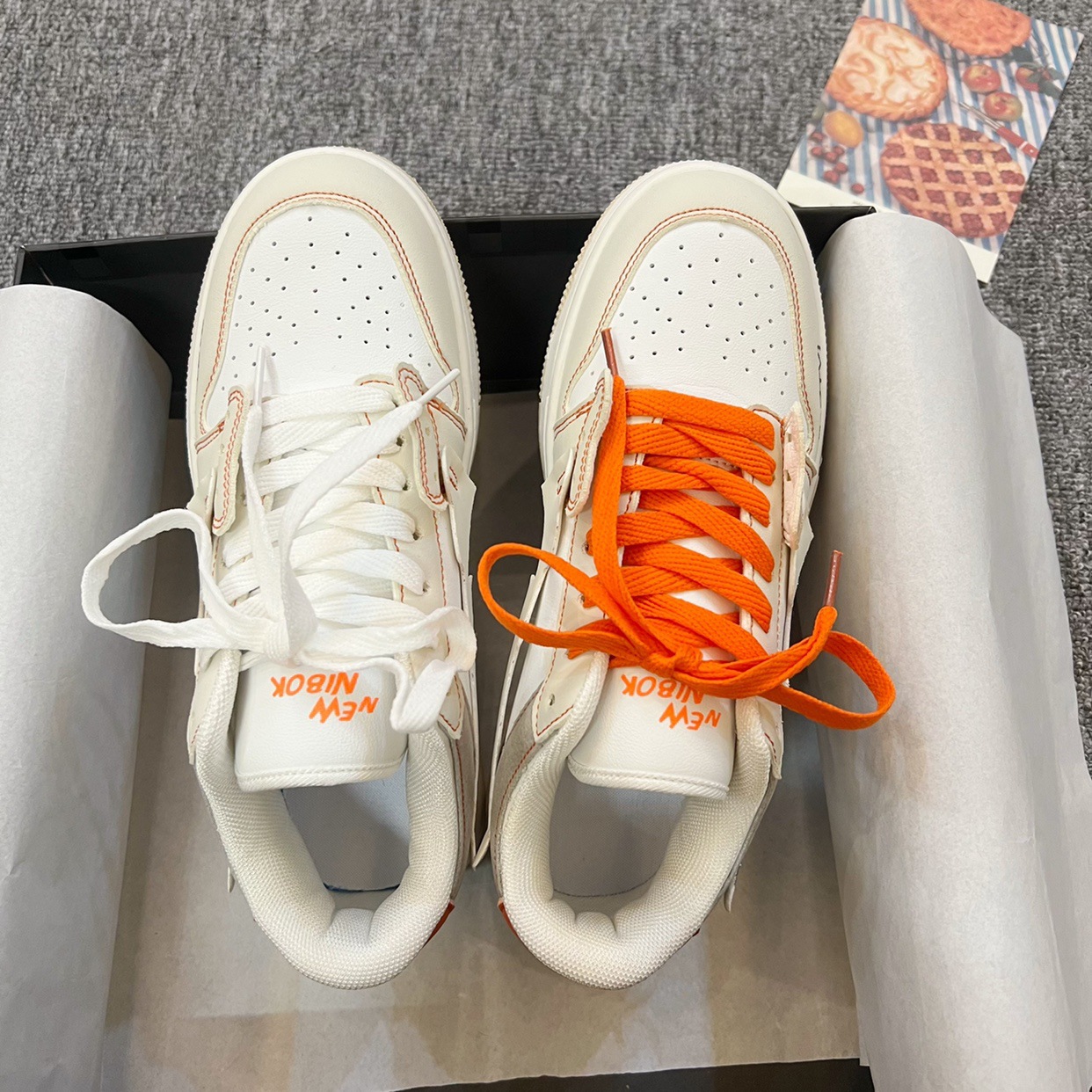 New black board shoes niche retro couple matching shoes Graffiti casual sneakers black and white men and women