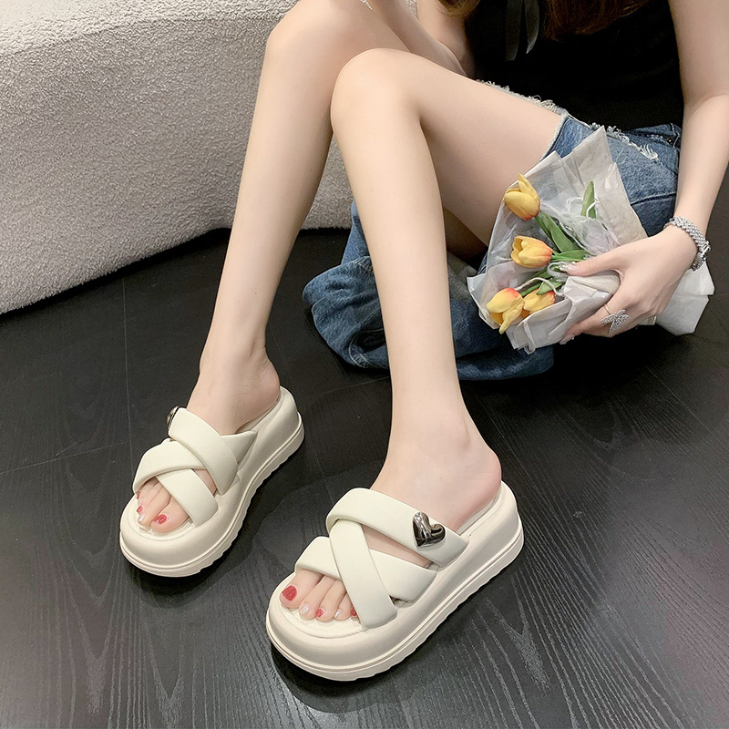 Round toe single shoes Designer Slipper free Shipping Sandals thick soled sandals straight shoes small sponge slippers