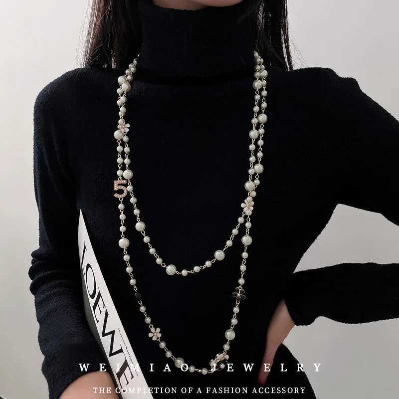 Flower necklace pearl necklace on sweater chain luxury necklace Multi layered necklace chokers necklaces for womenXJ250322