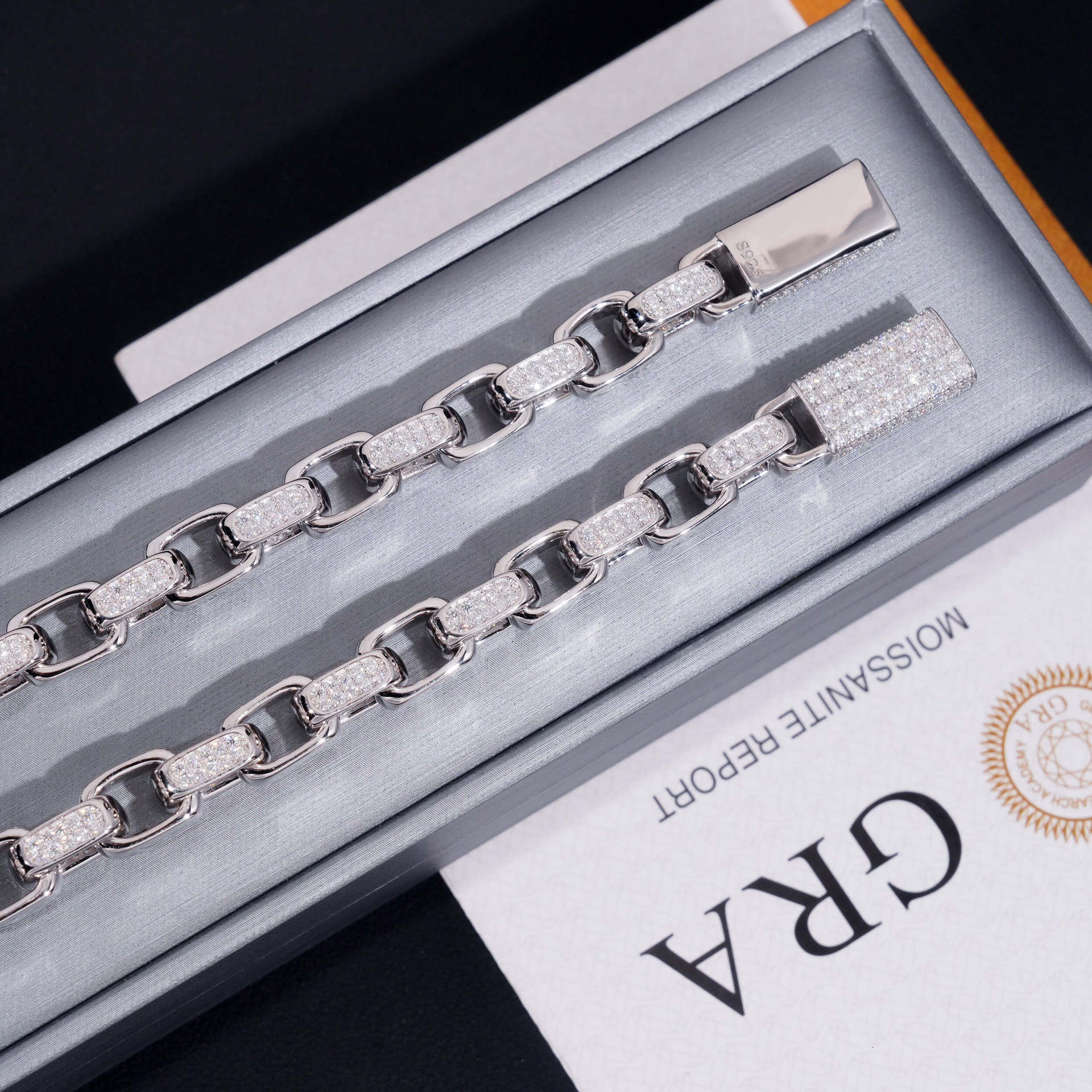 New hip-hop S925 silver moissanite bracelet 8mm 8-shaped Cuban chain second over test diamond pen
