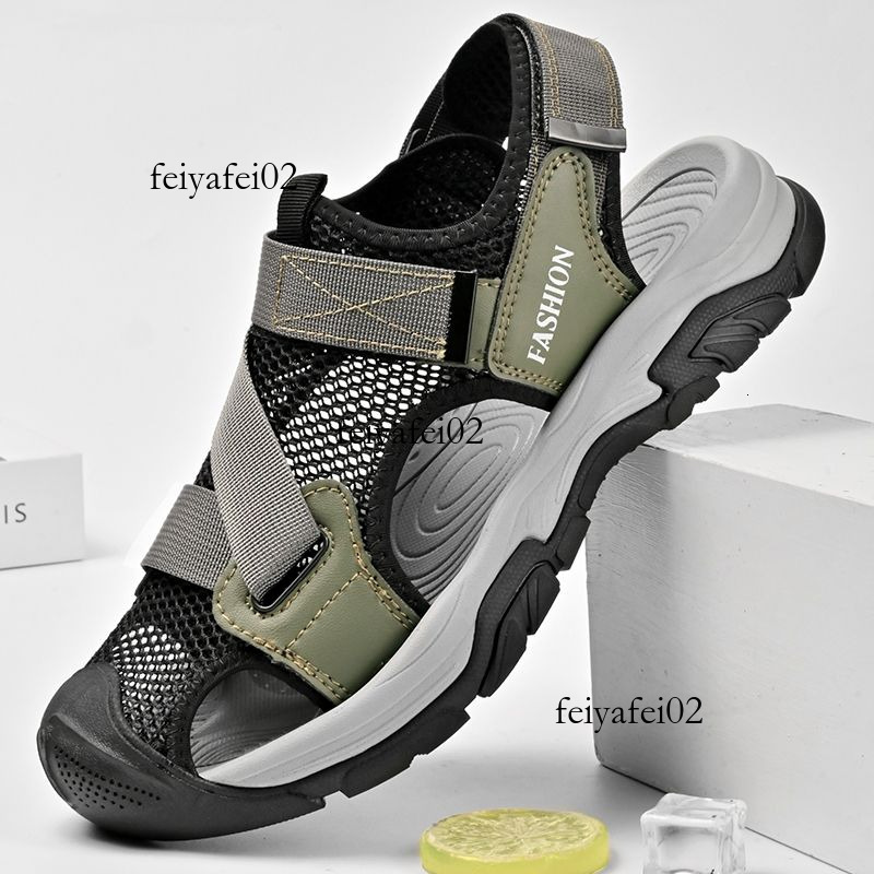 Summer Mens 2025 Soft Leather Casual Sandals: Outdoor Cover Anti-Slip Wear-Resistant Men Hot Closed Toe Sandals :