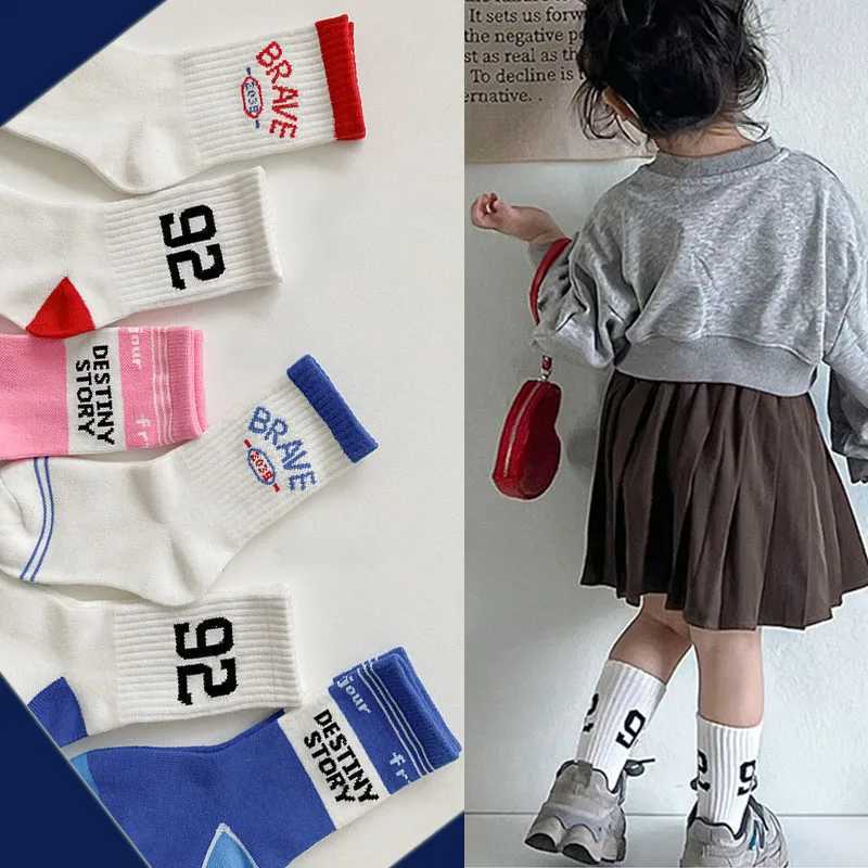 Childrens boys and girls socks childrens spring socks summer calf team socks fashionable striped sports socks X2503221