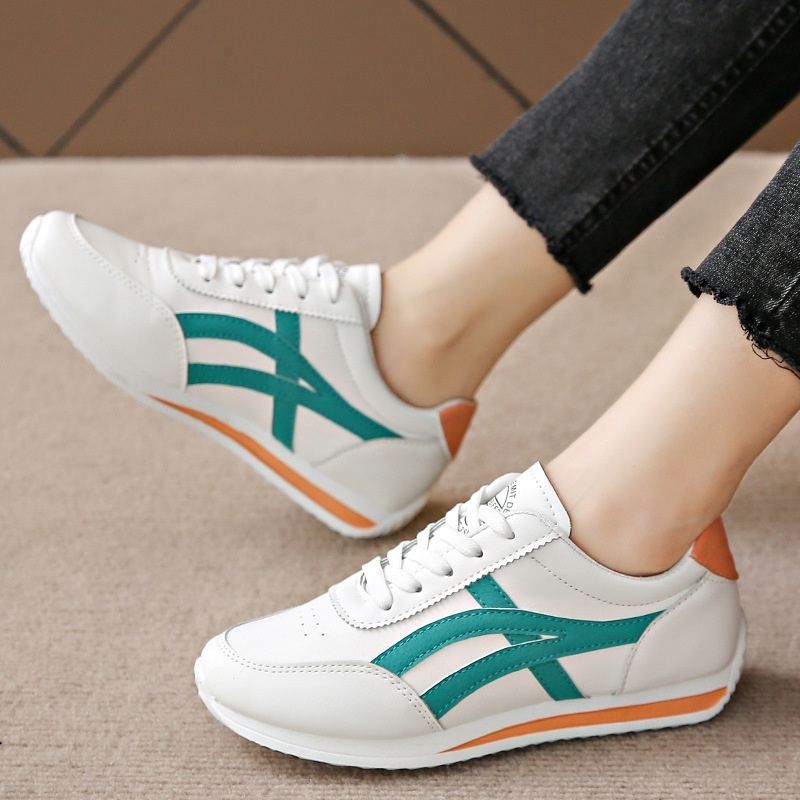 Free shipping 2025 new designer shoes fashion casual Flat bottom natural comfortable Luxury Gym skate shoes for women