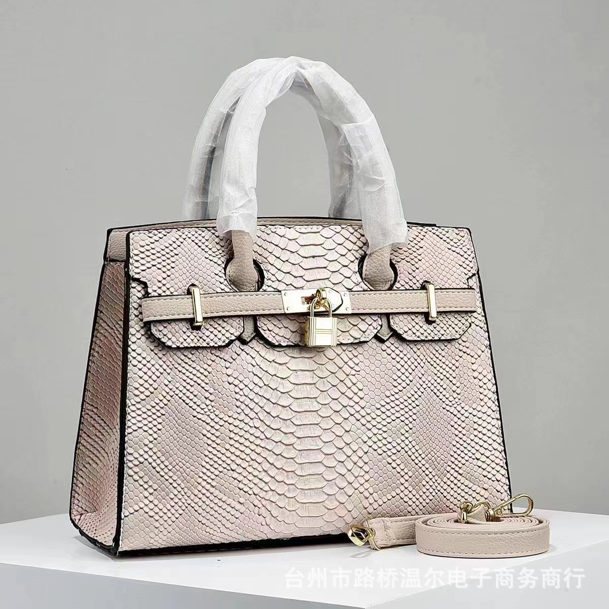 Light Fashion Women's hot 2025New Mom Bag Trendy Large Capacity Crocodile Pattern Single Cross Shoulder Handbag