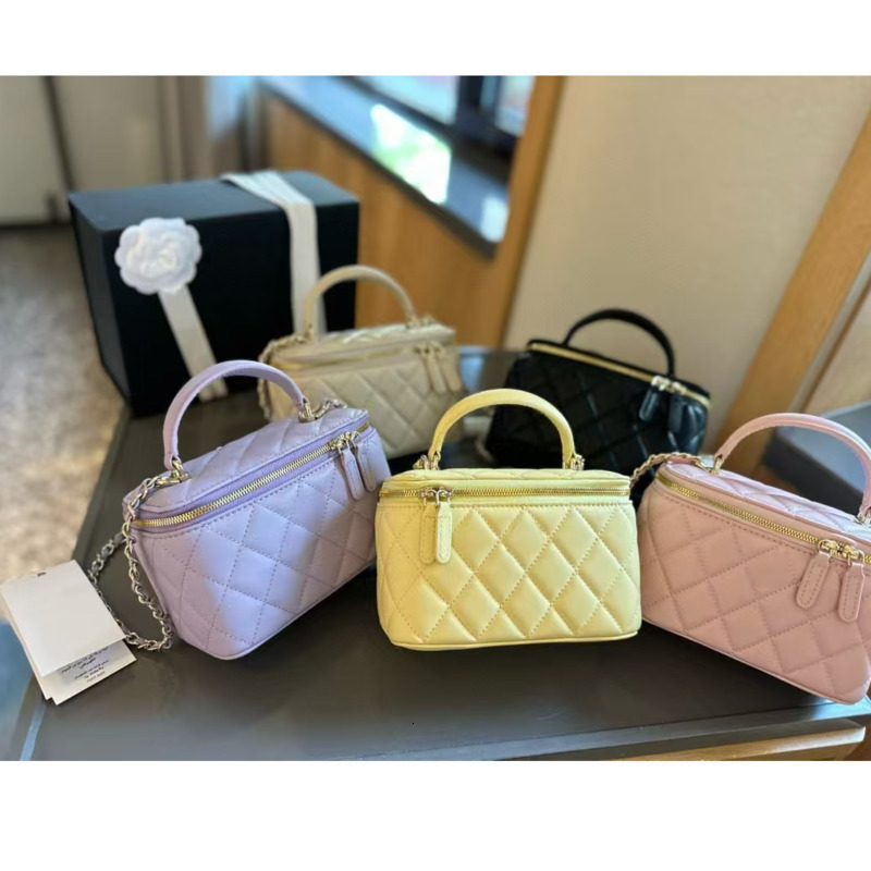 Designer Portable Colors Women Cosmetic Case Leather Soft Top Handle Vanity Box Gold Hardware Ladies Makeup Bag Diamond Lattice Shoulder Handbag