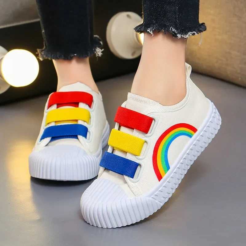 Childrens canvas shoes for boys and girls hook ring flat rainbow shoes childrens sports running for boys spring and autumn breathable casual shoes for