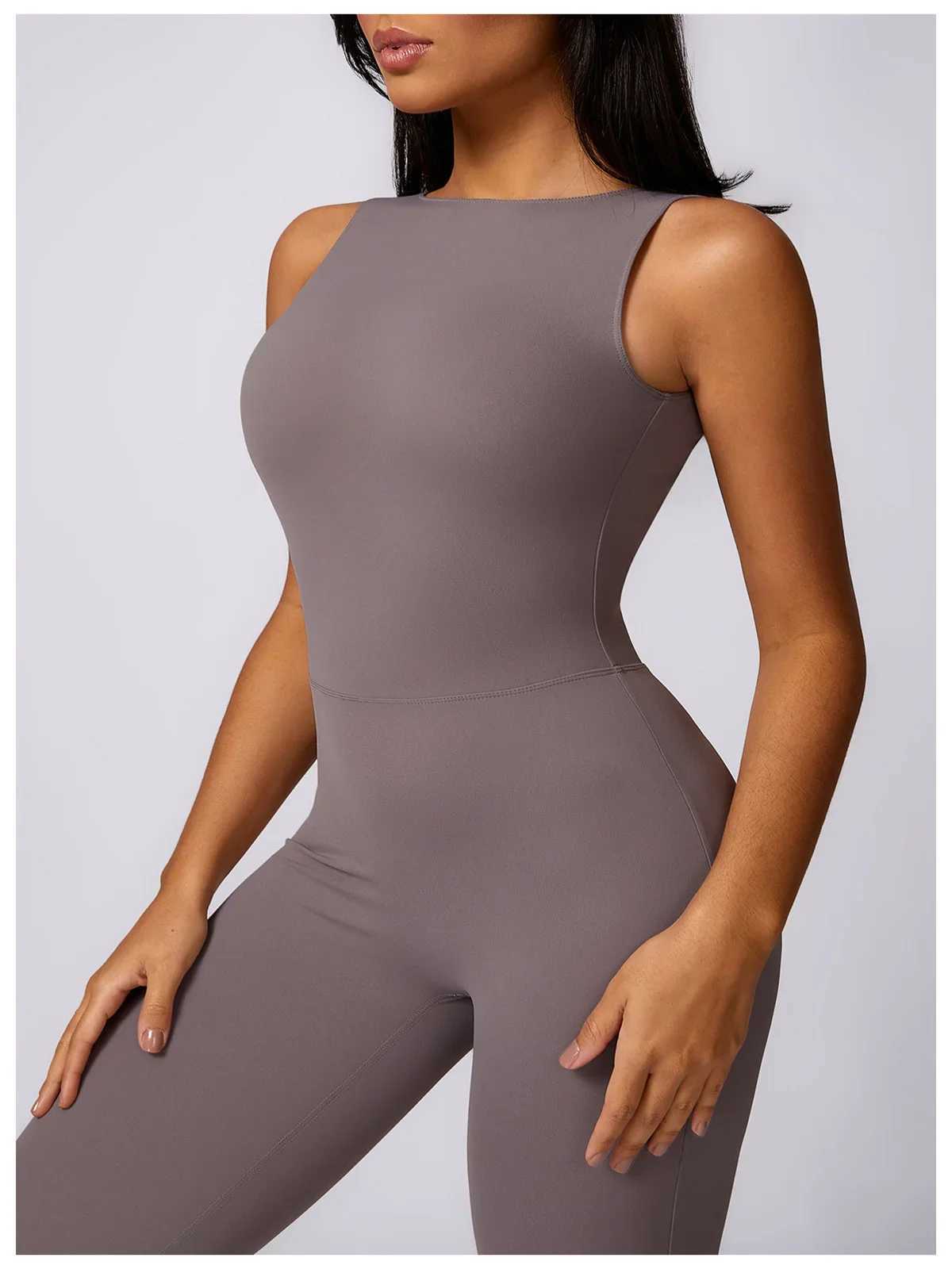 Hollow Out Backless One Piece Yoga Jumpsuit Women Sport Sleeveless Fitness Gym Suit Workout Exercise Skinny Flare BodysuitsXJ250322