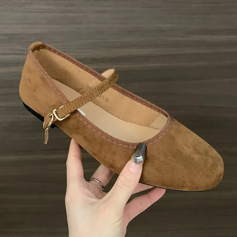 Red Fashion Buckle Strap Office Lady Flats Mary Janes Shoes Casual Female Soft Footwear Shallow Women Flats With Shoes 250322