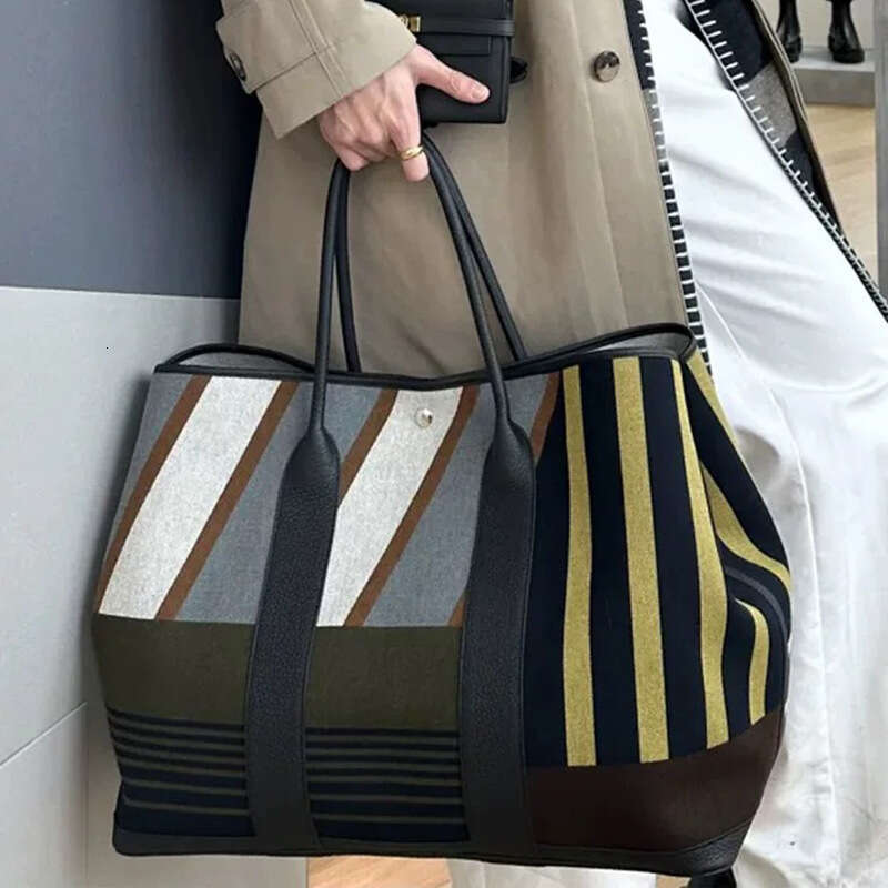 Spring New Vintage Woolen Tote Bag Maillard Women Handbags Casual Fashion Large Capacity Shopper Purses