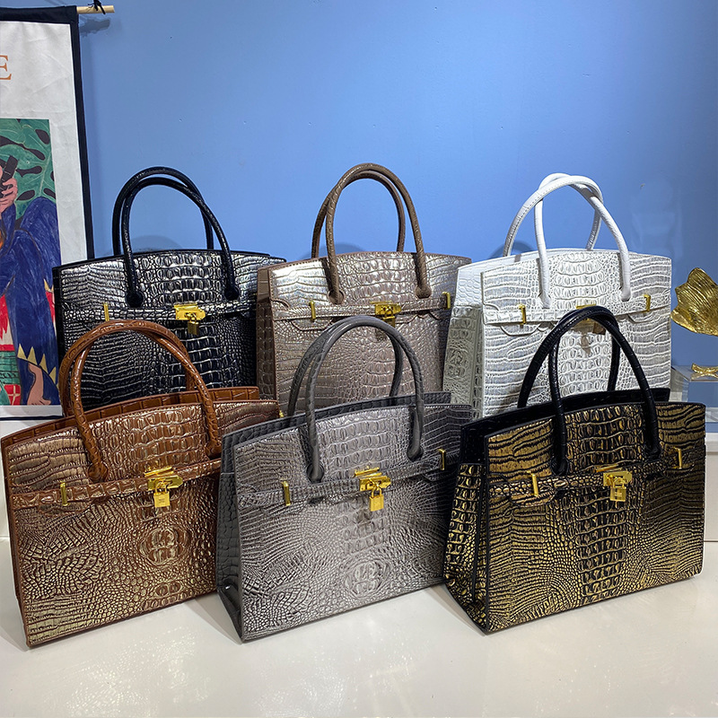 Bags2025 New Crocodile Pattern Fashionable and Versatile Cross Single Shoulder Handheld Big Women's Bag