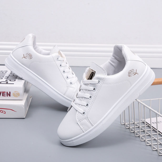 Women's casual retro internet-famous casual shoes New 205 style Color-blocked Niche Irregular shoelaces Versatile sports shoes