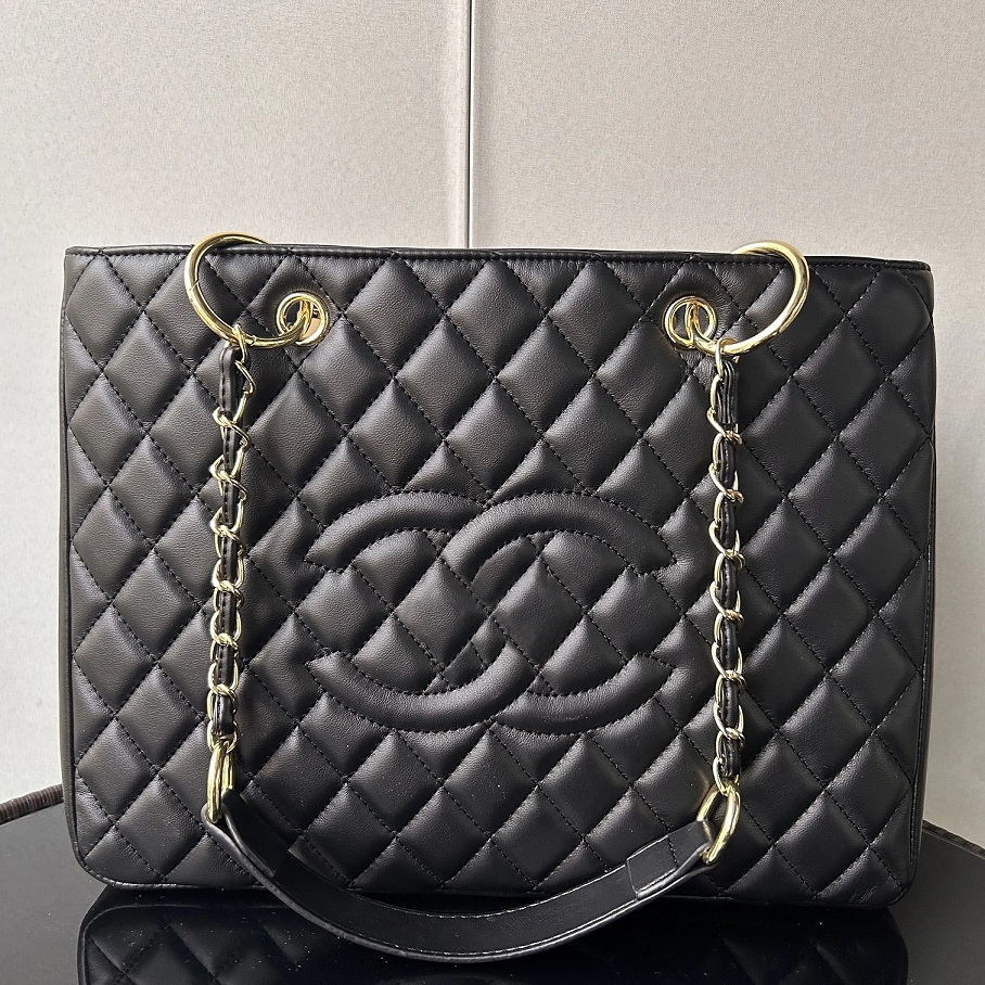 Luxurys Designer bag Famous Black Emboss leather Woman Shoulder bag Tassels Totes Women Handbags Ladys Letter Messenger Female Evening Bags