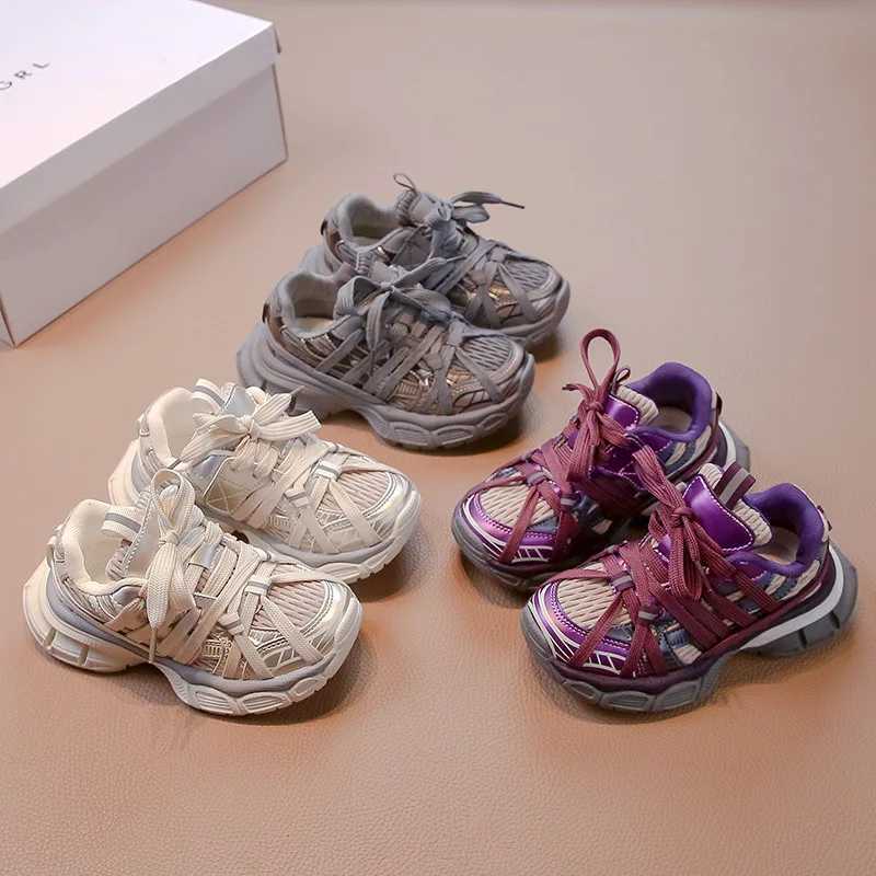 Childrens Sneakers Chunky 2024 New Girls Basketball Shoes Fashion Versatile Kids Maternal Boys Sports Shoes for School Breathable X250322