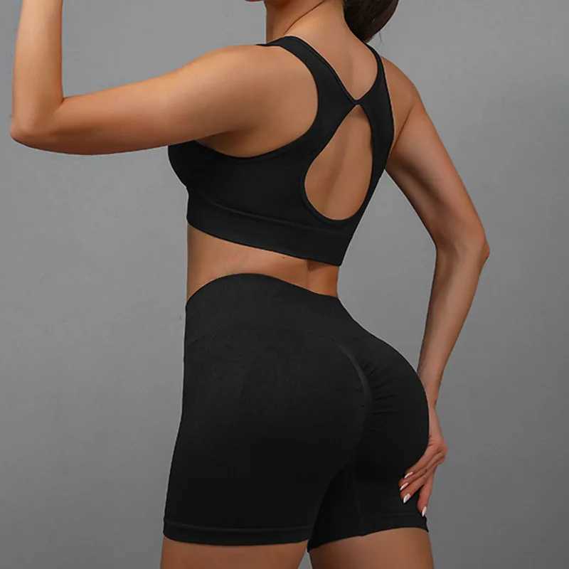 SUD Yoga Sport Sportive Undure Speggiamento Gietto Giorno Domene Runchina Sport…