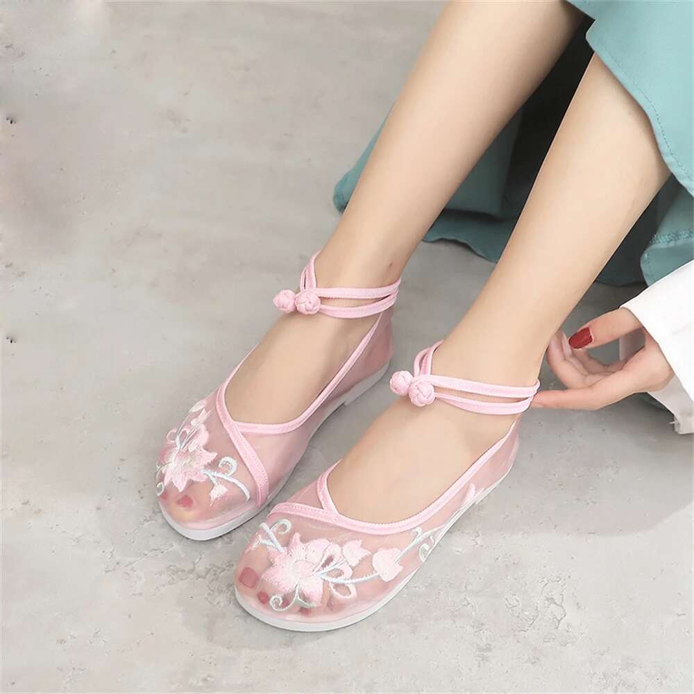 2025 New Women's Mesh Hanfu Shoes Summer Breathable Embroidered Flat Shoes Soft Anti slip Sandals Designer Women's Trendy Casual Shoes1