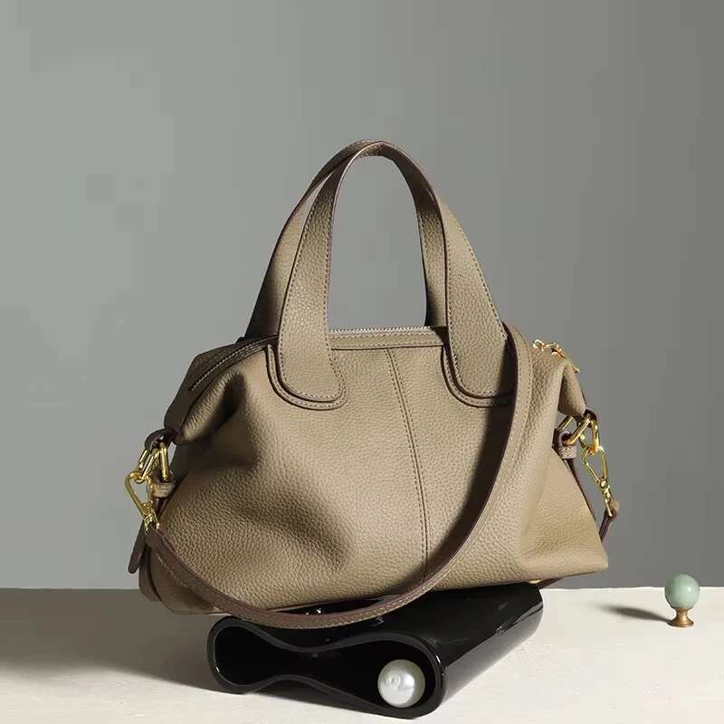 Large Capacity Genuine Leather Tote Women's High-End Commuter Bag Crossbody Chain Soft Brand Cowhide Pillow Handbag