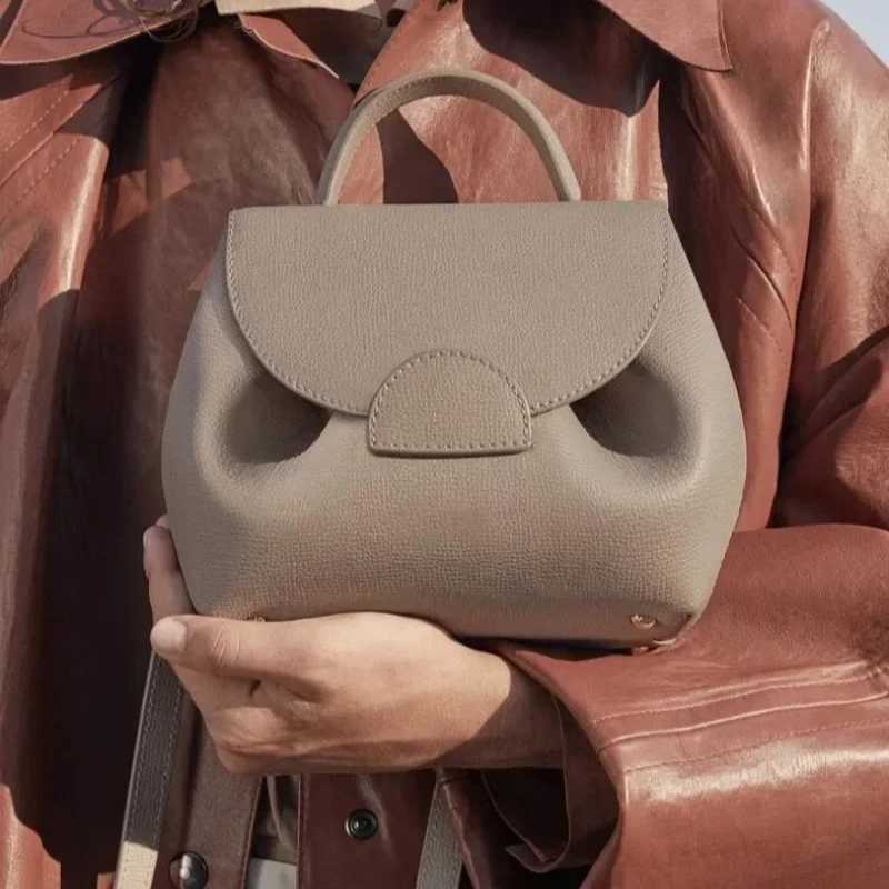 Brand 2025 French Ctrast Lihi Pattern Handbag Backpack Cross body hot Wenli Li Single Shoder Bag Cmuting GiftT250321