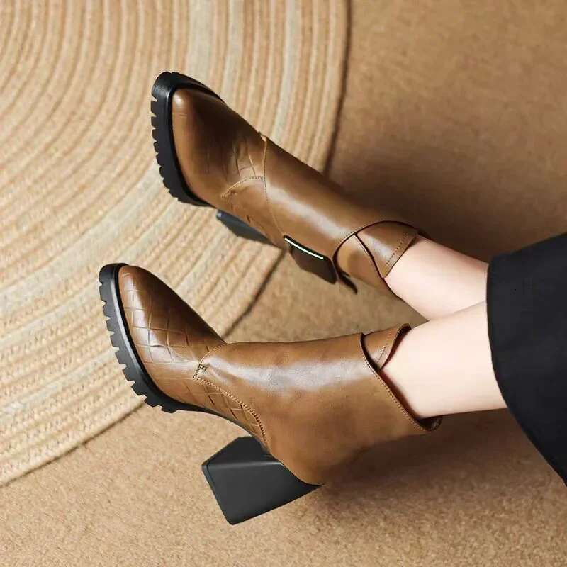 2025 New Women's Ankle Pointed Thick High Heel Denim Shoes Square Heel Waterproof Platform Fashion Boots Designer Women's Trendy Casual Shoe