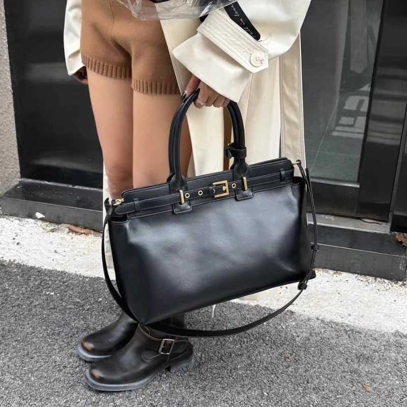 Real leather large capacity Burgundy womens designer luxury shoulder bag fashionable buckle handbag cross body bag Y250320