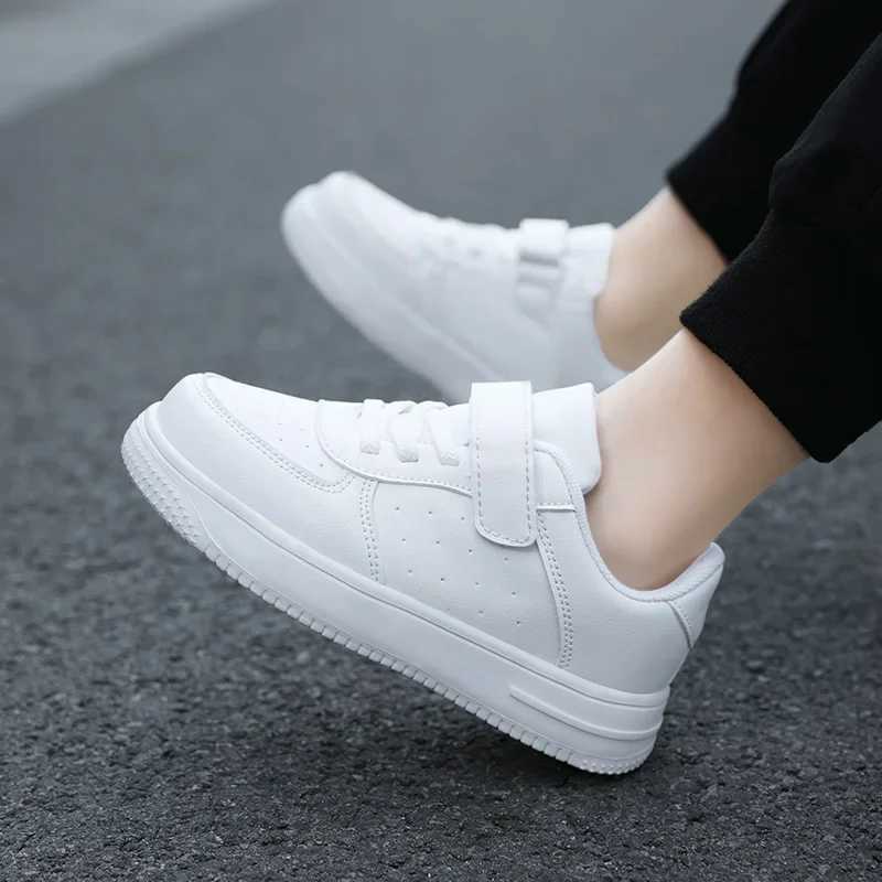 2023 Hot Sale Kids Boys School Shoes Leather Student Trainers Black White Children Walking Sneakers Fashion Girls Casual Shoes X250322