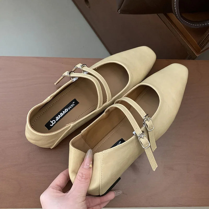Fashion Buckle Strap Women Flats Mary Janes Shoes In Spring Summer Female Shallow Footwear Ladies Flats With Shoes 250322