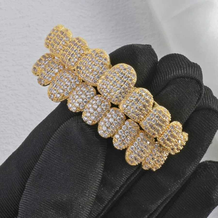 Hip Hop Copper Embedded Zirconia Full Drill Tooth Cover Jewelry Accory 10 Tooth HIPHOP Diamond Inlaid Dental JewelryXJ250322