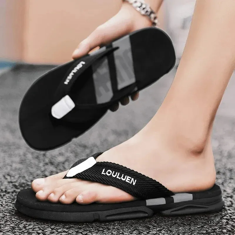 High Quality Fashion Men Flip Flops Summer Beach Flip Flops Men Casual Breathable Antiskid Beach Slippers Men Summer Outdoor 250327