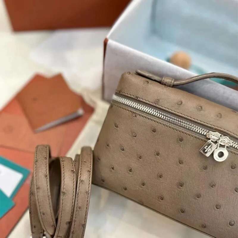 The Ostrich Print Small Square Fashion Simple Single Shoulder Crossbody Head Layer Cowhide Handbag Women's Makeup Bag