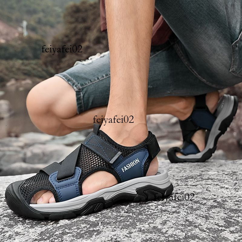 Summer Mens 2025 Soft Leather Casual Sandals: Outdoor Cover Anti-Slip Wear-Resistant Men Hot Closed Toe Sandals :