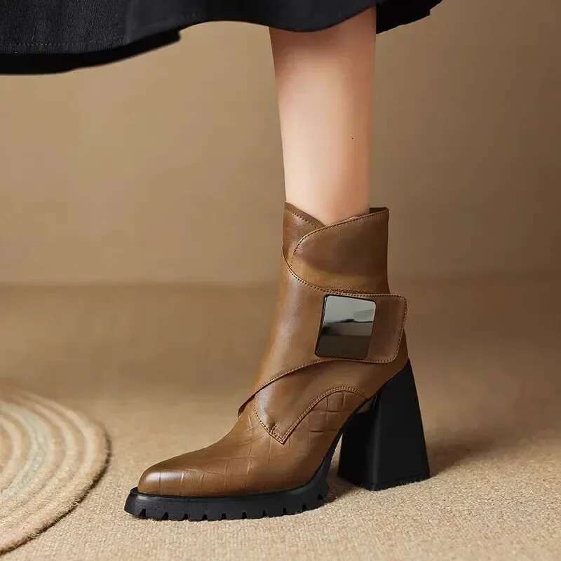 2025 New Women's Ankle Pointed Thick High Heel Denim Shoes Square Heel Waterproof Platform Fashion Boots Designer Women's Trendy Casual Shoe