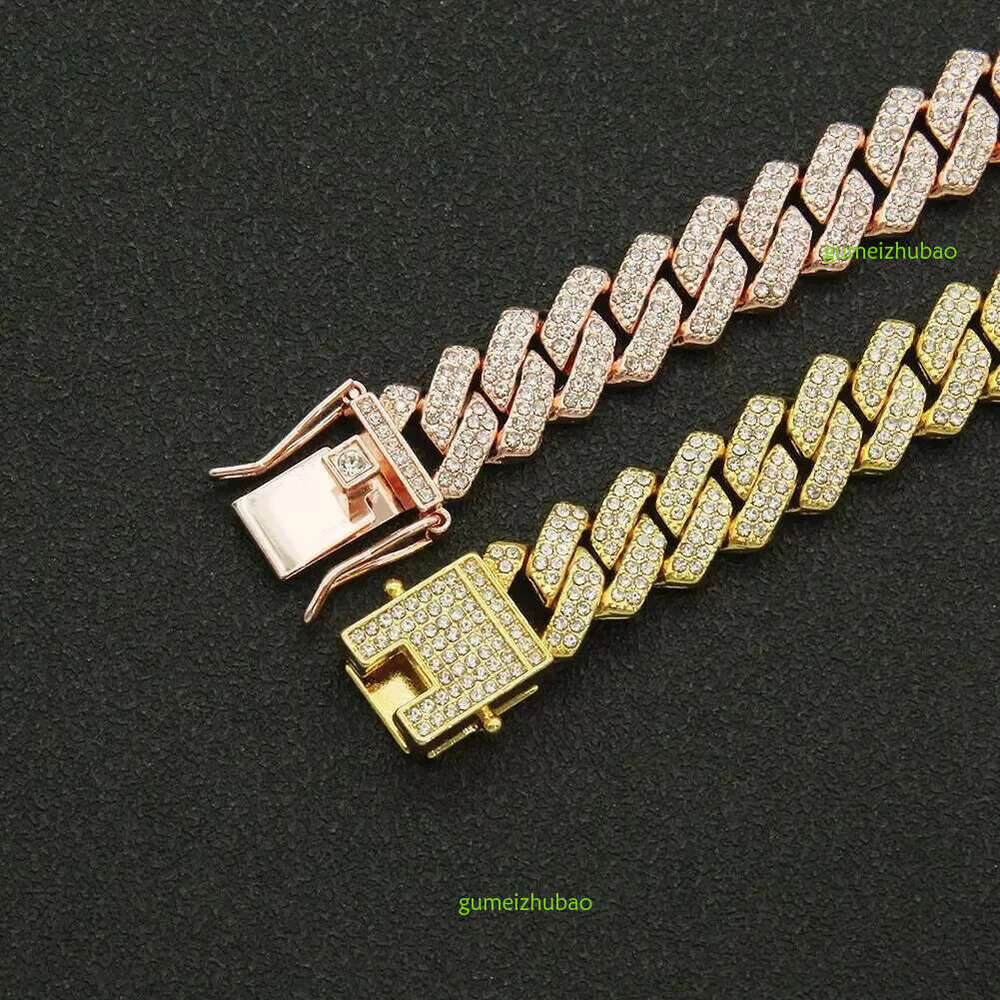 Hip hop rapper Moissanite Necklace Jewelry vs Sterg Sier 20mm ice out black Diamoissanite Cuban k chain