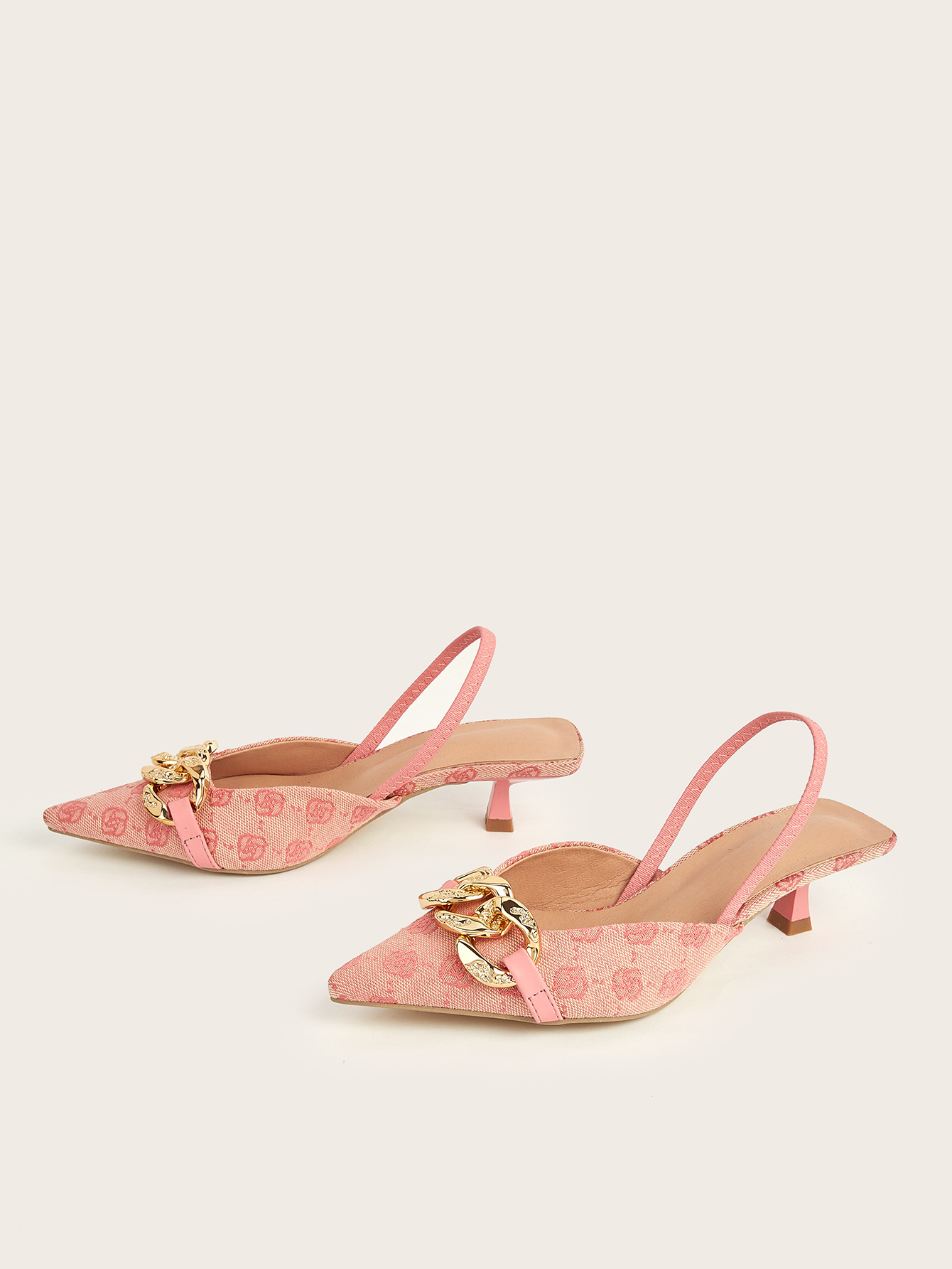 Free shipping 2025 new designer Sandals heel slides for womens Pointed Metal buckle slippers girl fashion slipper outdoor shoes