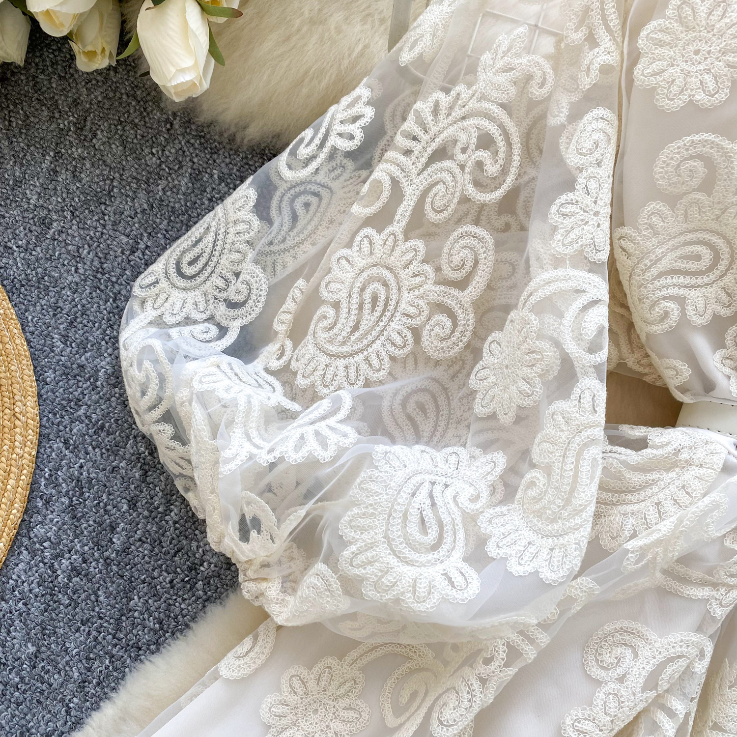 Casual Dresses French Sweet V Neck Lantern Sleeve Mini Dress Summer Women Embroidery Flower Mesh Patchwork Belt Casual Beach A-Line Party Robes 2025