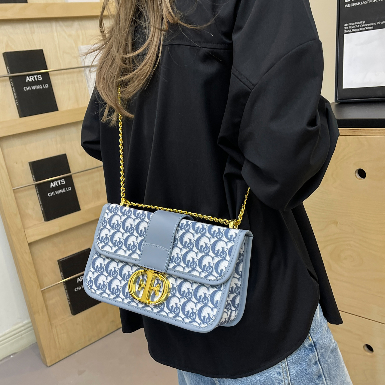 Small fragrant style bag fashion same style small square bag with metal lock buckle rossbody chain single shoulder women's bag