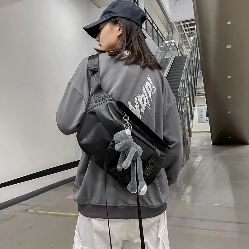 Womens waist bag large capacity unisex Fanny Pack Street Wear bag Hip Hop Crossbody Bag fashionable black waist belt waist bag 250318