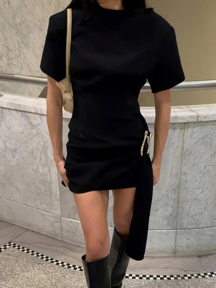 Mozision Short Sleeve Draped Sexy Mini Dress For Women Black Metal Buckle O Neck High Waist Bodycon Club Dress Vestido Clothes 250322