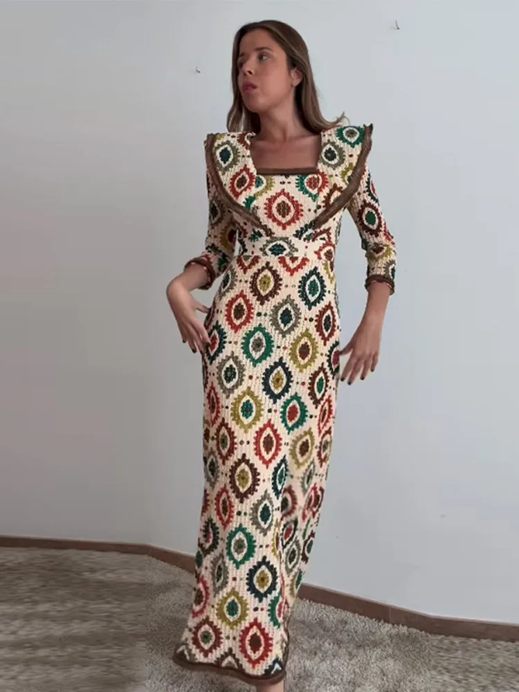 Elegant long sleeved square neckline printed robe with fashionable splicing slim fit colorful collision dress womens street vest 250320
