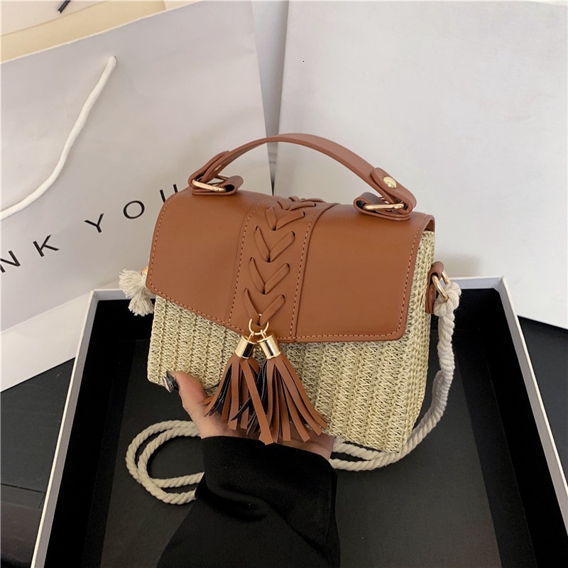 2025S Fashion Designer New Grass Weaving Box New Weaving Handbag Tassel Pendant Trendy Shoulder Bag