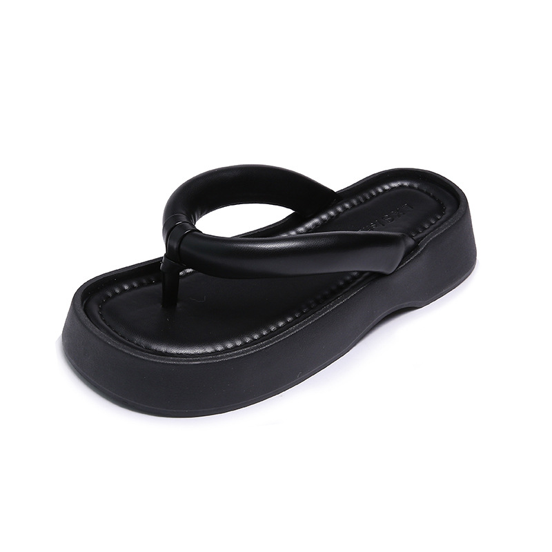 Flip flops sandal Designer Slippers free Shipping thick soled sandals External penetration Women flip flops casual beach shoes