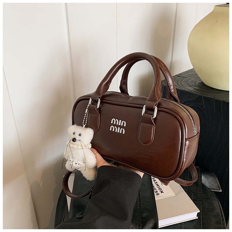 2025 vintage women's bag simple and popular western style and versatile single-shoulder crossbody bag niche vintage handheld bowling bag