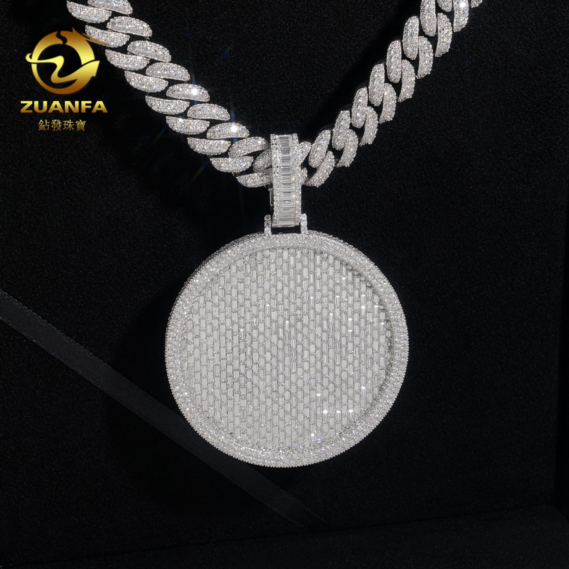 New 2.5-inch disc side fully inlaid hip-hop pendant 925 silver T-shaped moissanite wearing 10mm necklace