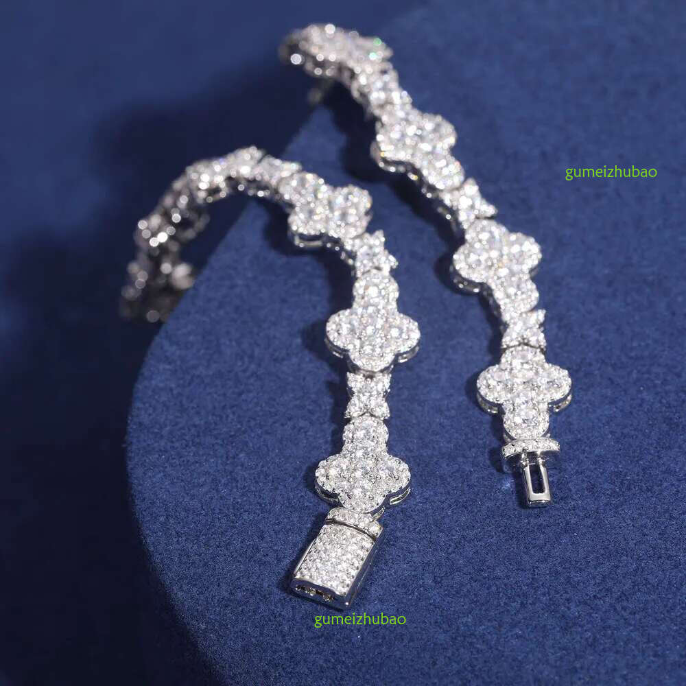 New Collection Sparkg Necklace Men's 10mm Sterg Sier VVS Moissanite Dia Iced Out Cross Star k Chain