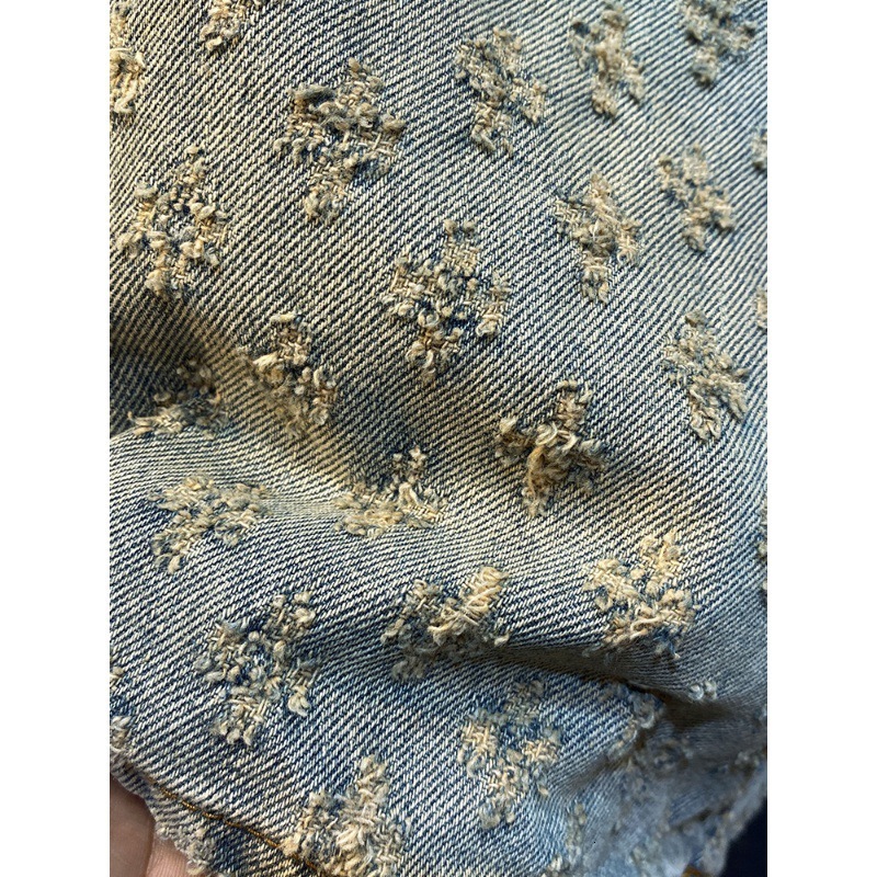 2025S Fashion Designer American Style Scratch Off Trend Brand Cool Denim Shorts For Men Loose Straight Leg Casual Cropped Shorts Men S Summer Thin Des