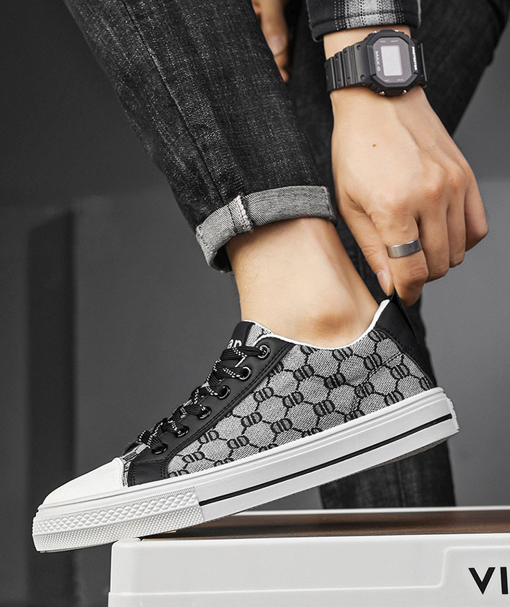 2025 new spring men's shoes canvas shoes for men trendy shoes casual couple styles student Korean style lace-up low-top sneakers