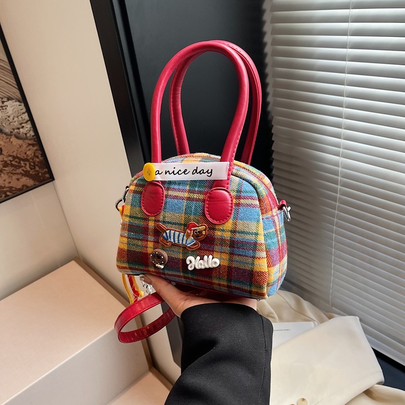 2025S Fashion Designer Colorful Exquisite Plaid Ins Sausage Dog Handbag For Women And Small Dogs With High Appearance Commuting Change Diagonal Cross 